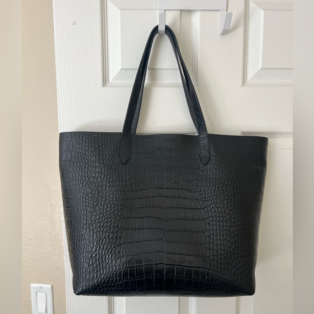 Cuyana Croc-Embossed Structured Tote